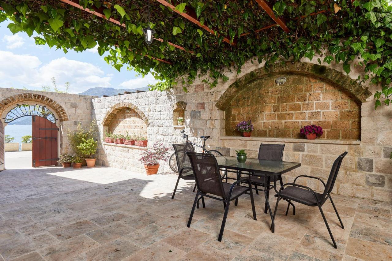 הוילה קוטור Stone House 264 מראה חיצוני תמונה