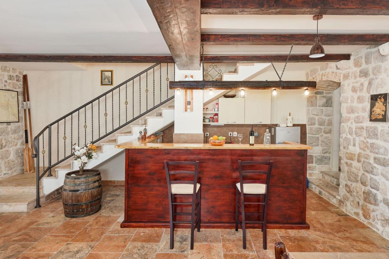 הוילה קוטור Stone House 264 מראה חיצוני תמונה