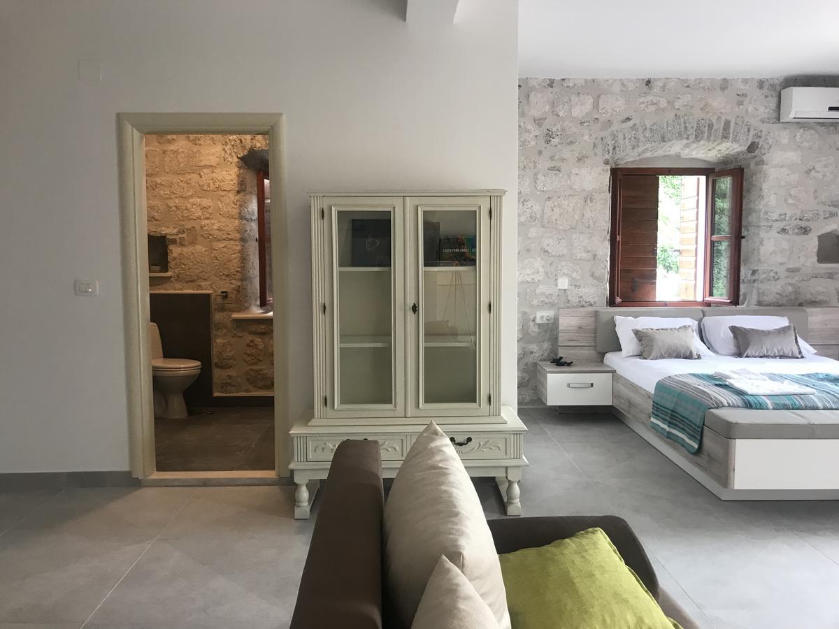 הוילה קוטור Stone House 264 מראה חיצוני תמונה