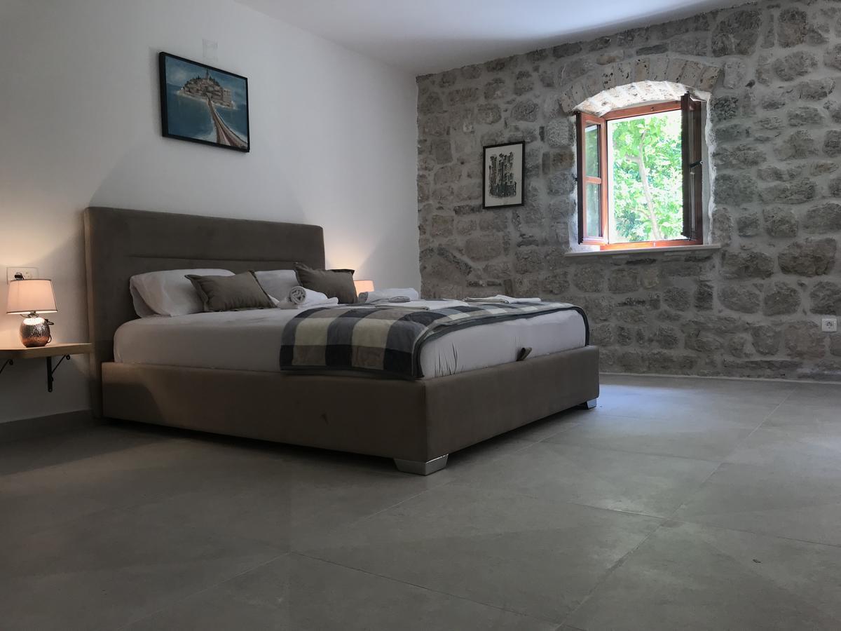 הוילה קוטור Stone House 264 מראה חיצוני תמונה